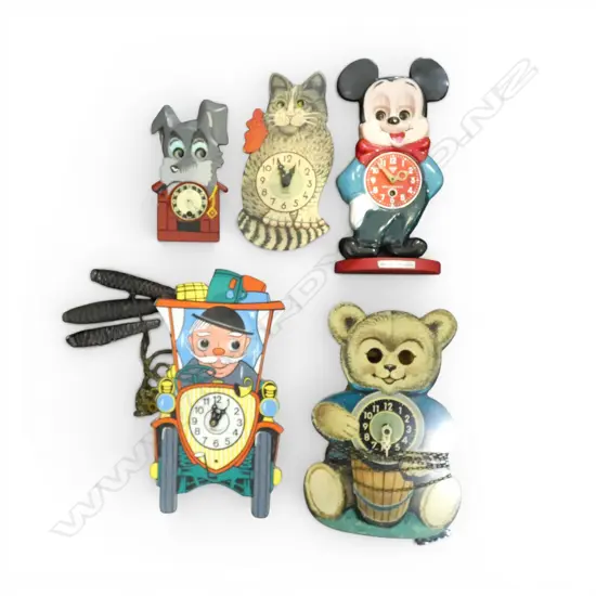 5 VINTAGE MOVING EYE CLOCKS + 3 metal pine cone weights: Mickey Mouse + bear + cat etc 