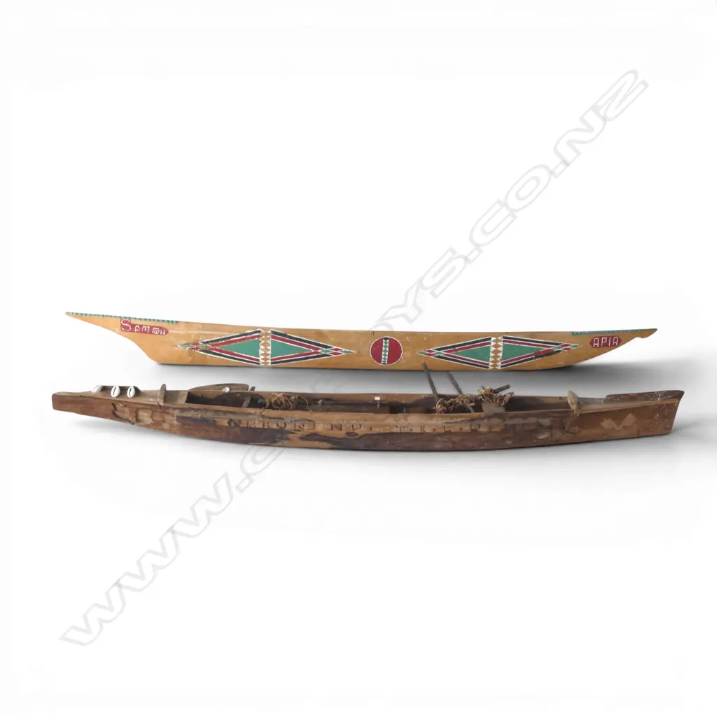 2 MODEL CANOES; SAMOA APIA + OTHER faults L.1170mm Image 1++