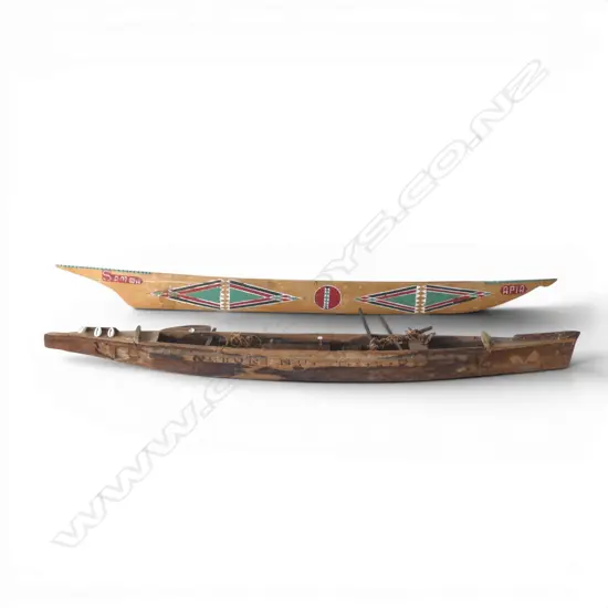 2 MODEL CANOES; SAMOA APIA + OTHER faults L.1170mm
