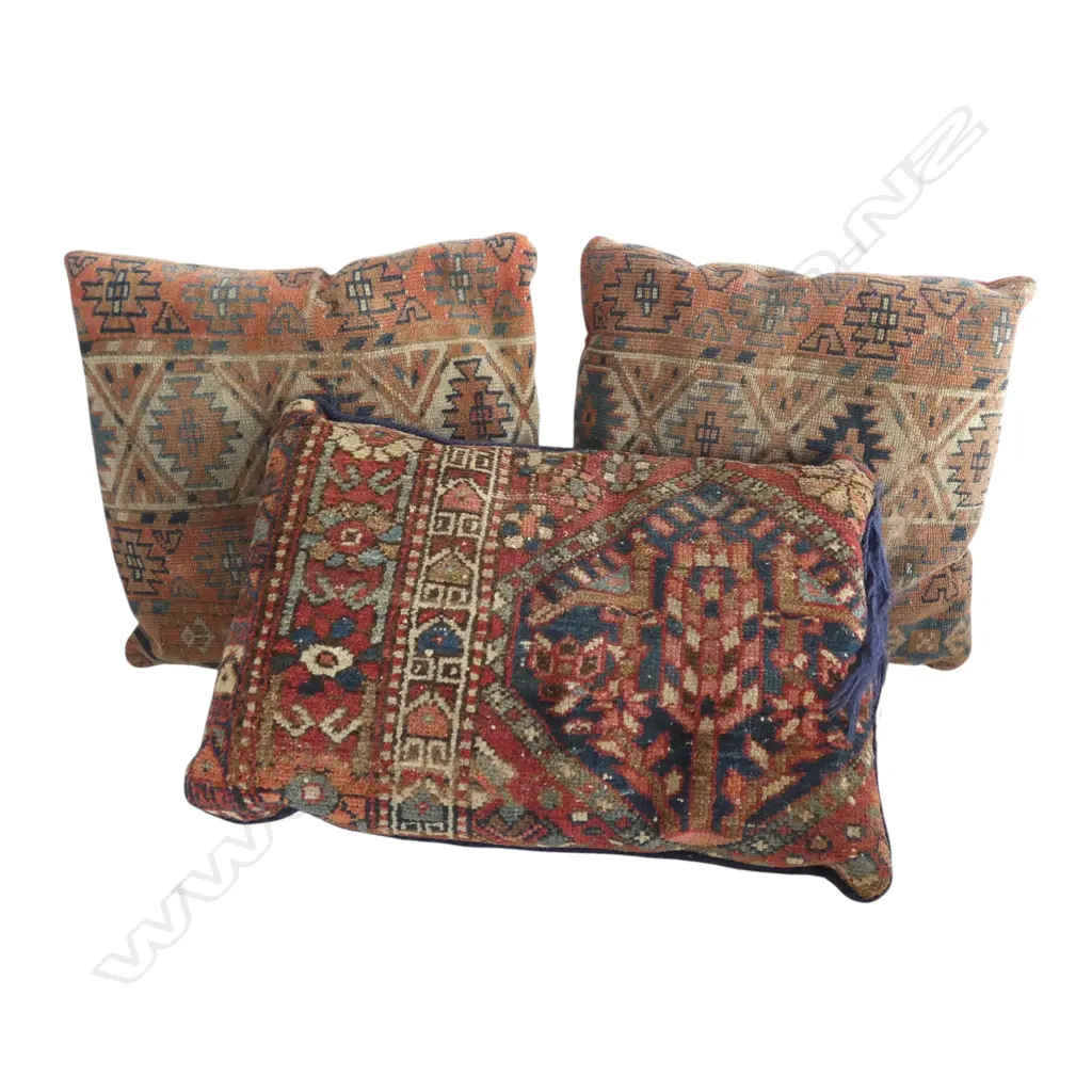 3 KILIM CUSHIONS 340x500mm Image 1++