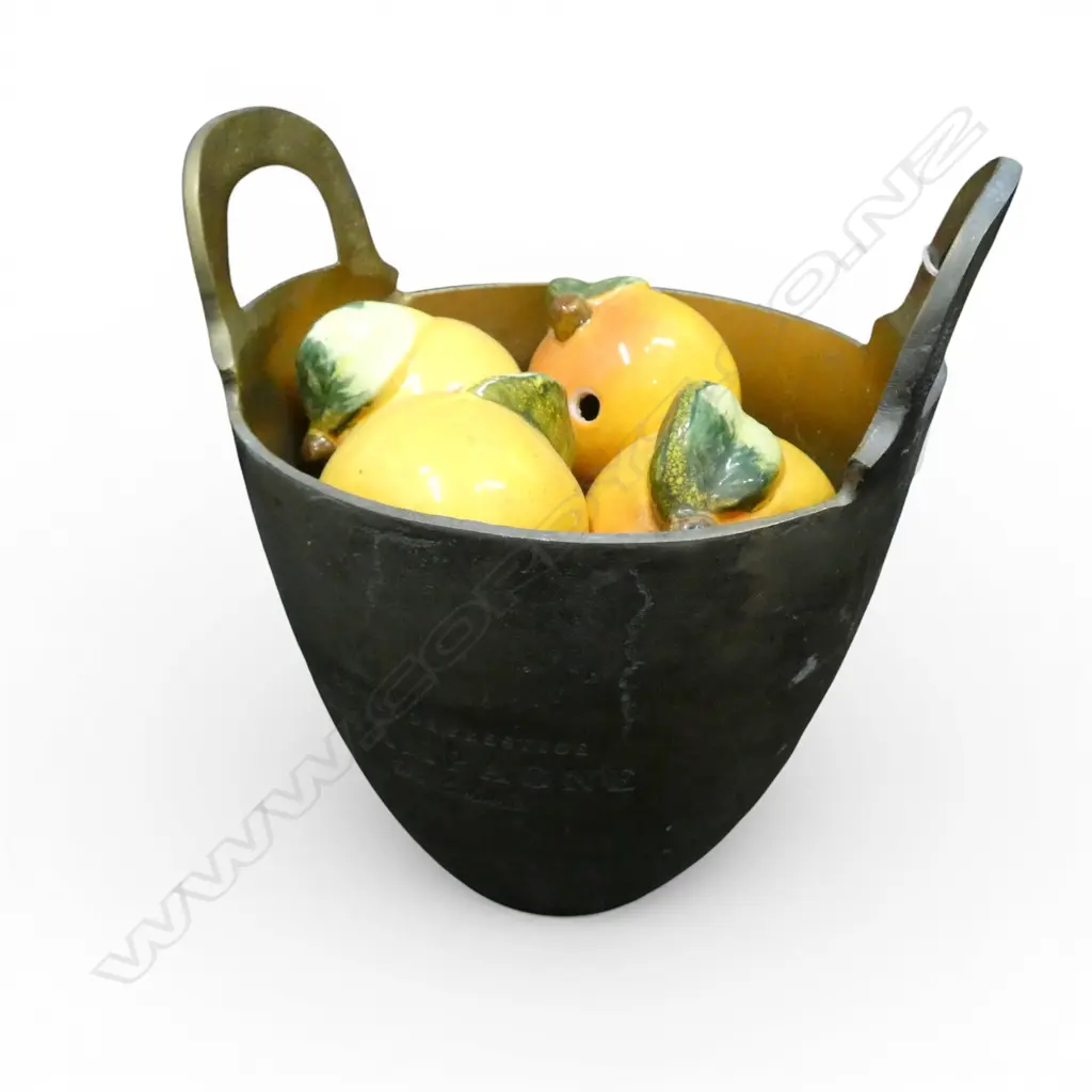 METAL CHAMPAGNE BUCKET WITH HANDLES H320MM CONTAINS CHINA FRUIT Image 1++