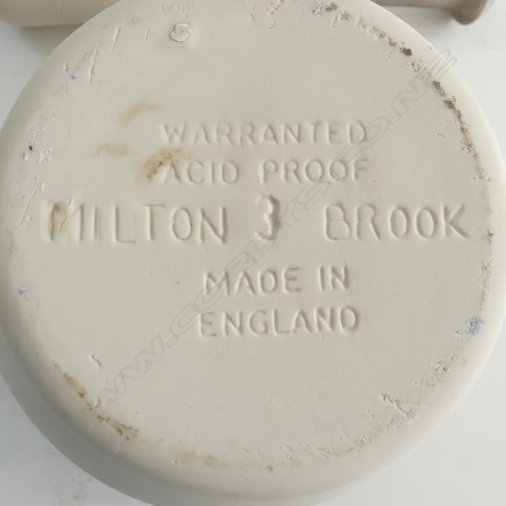 VINTAGE ENGLISH MILTON BROOK UNGLAZED CERAMIC MORTAR, DIA.170MM Image 1++