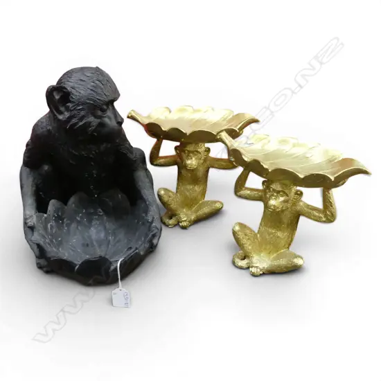 3 MONKEY ORNAMENTS faults H.320mm