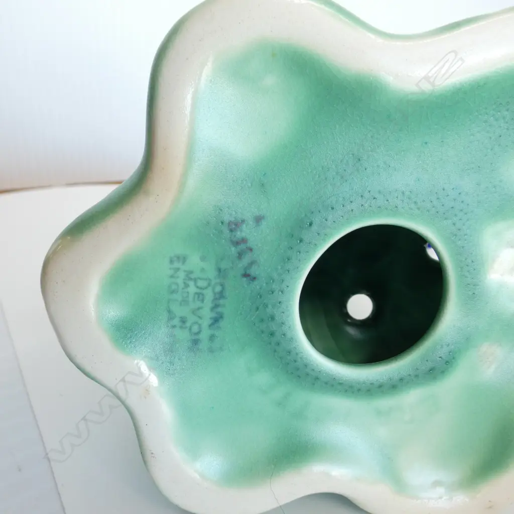 4 PCES CHINA; CROWN DEVON FLOAT BOWL 255mm dia w. KINGFISHER, BELLEEK TEAPOT, GREEN GLAZED COMPORT Image 1++