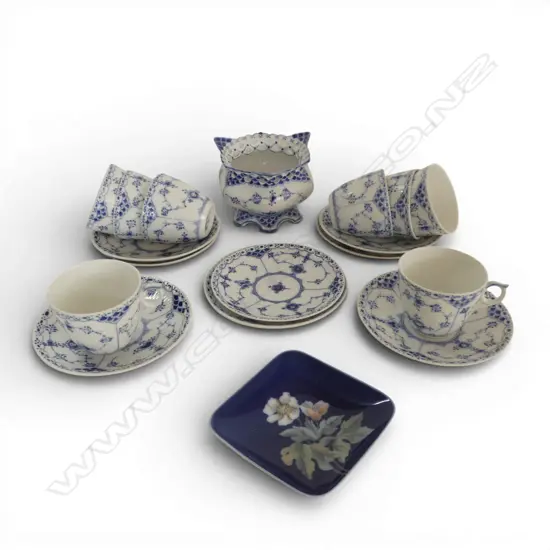 ASST. ROYAL COPENHAGEN BLUE FLUTED LACE / HALF LACE; 8 B/W CUPS & SAUCERS, SUGAR BOWL & FLORAL DISH