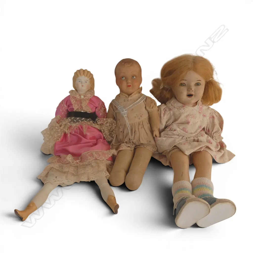 3 DOLLS 450mm Image 1++