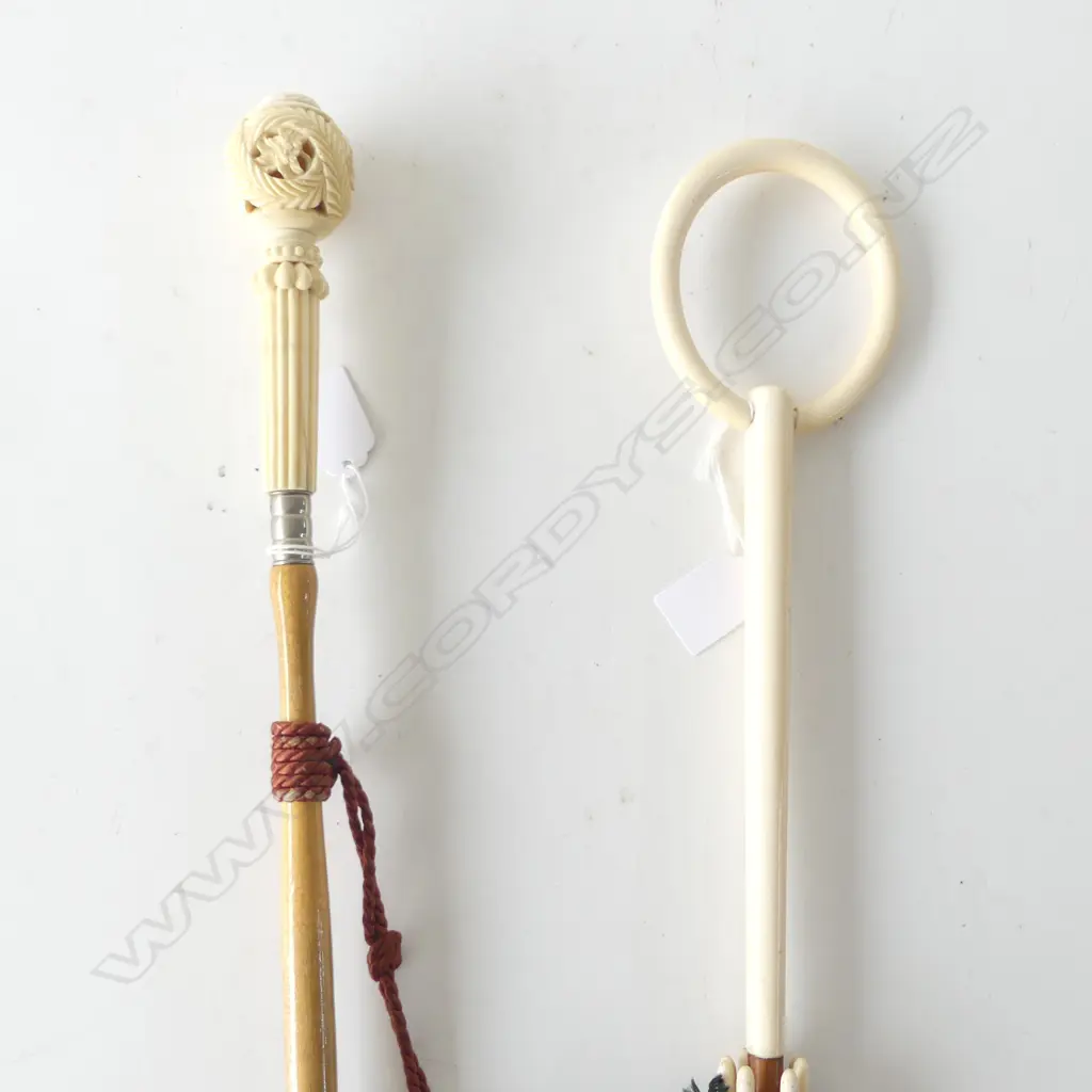 2 VINTAGE UMBRELLAS carved ivory handles L.950/770mm Image 1++