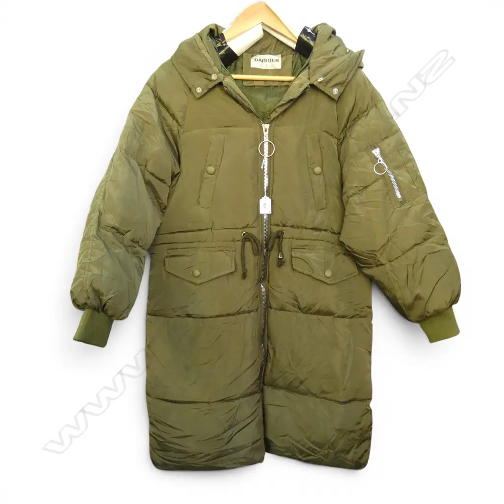DAISUER PUFFER COAT, SIZE S-M Image 1++