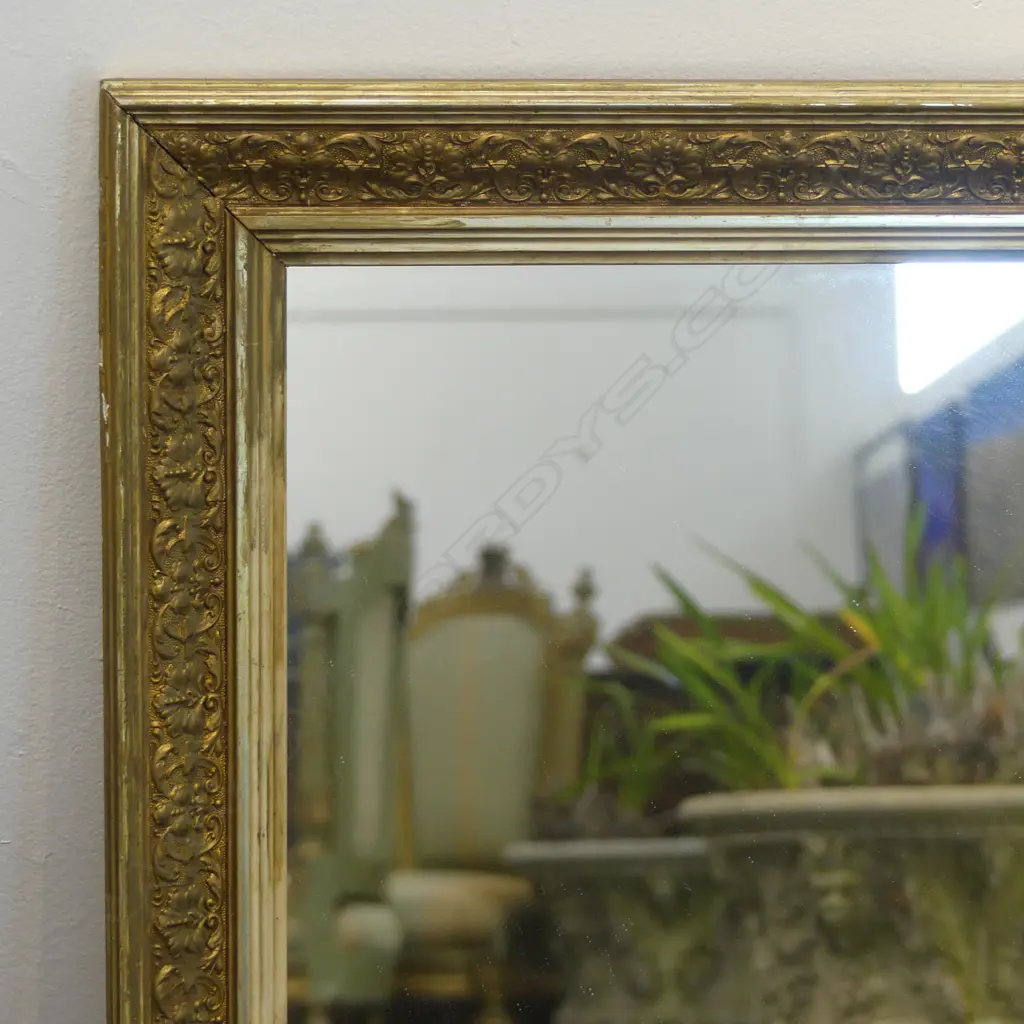 GILT FRAMED WALL MIRROR H550 W710MM Image 1++