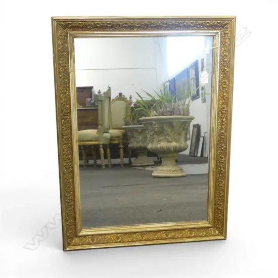 GILT FRAMED WALL MIRROR H550 W710MM