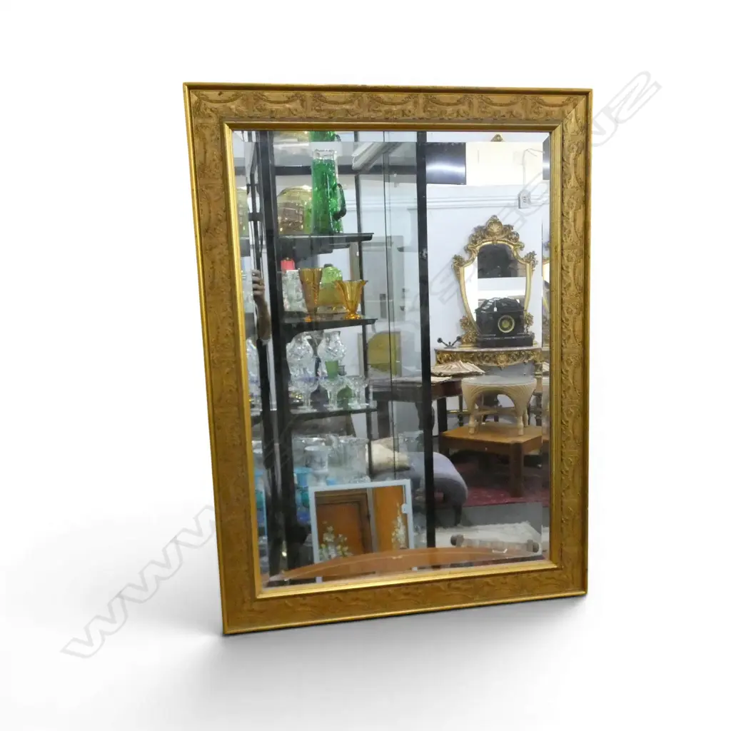 LG GILT FRAMED MIRROR 1050x780mm Image 1++