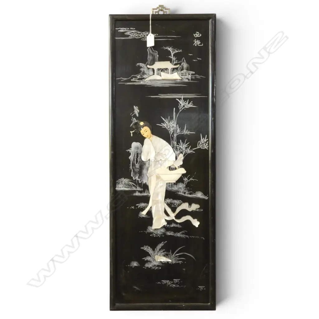 VINTAGE ORIENTAL MOTHER OF PEARL HANDCRAFTED LACQUER PANEL, L.845MM Image 1++