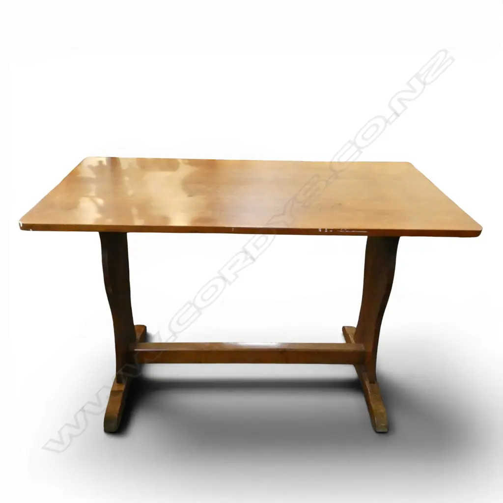 TABLE w. STRETCHER BASE 1220x640x760mm Image 1++
