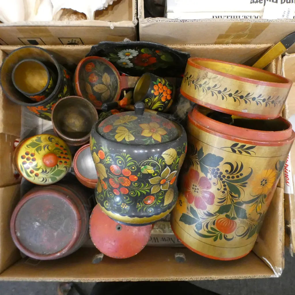ASST. RUSSIAN LACQUER WARE CONTAINERS ETC Image 1++
