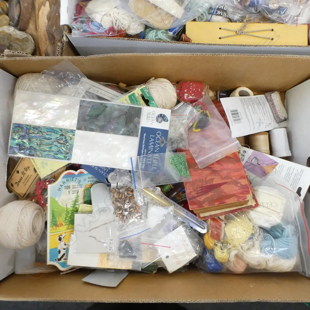 ASST. SEWING EQUIPMENT; THREAD ETC Image 1++