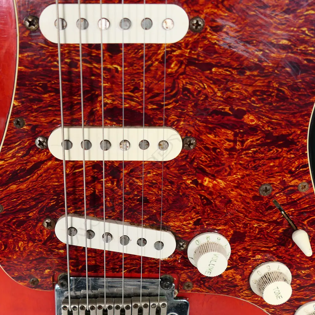 SQUIER STRATOCASTER ELECTRIC GUITAR L.1000mm Image 1++