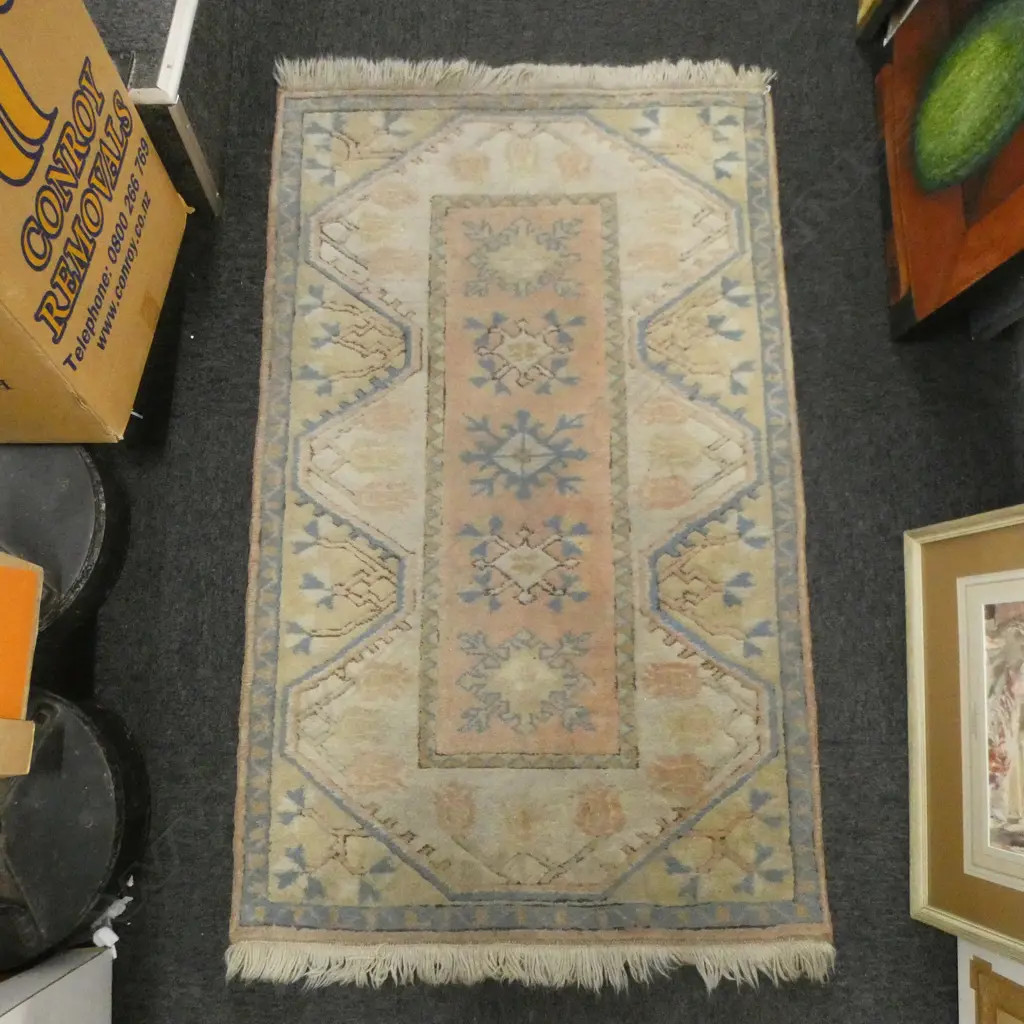 HAND KNOTTED ALL WOOL RUG 1350x850mm Image 1++