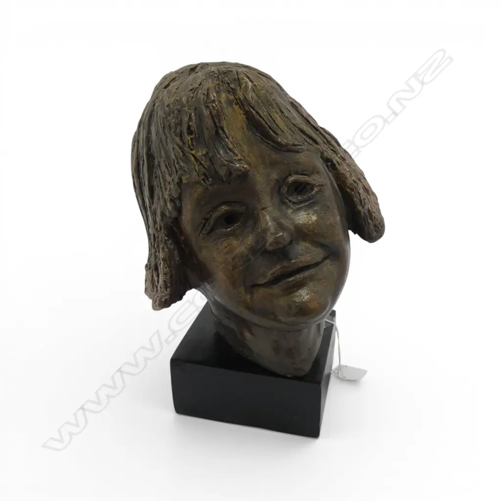 Attributed KEN KENDALL (1928-2012) LARGE RESIN bronze finish CAST HEAD OF A GIRL unsigned. Ebonised wood base. H.240mm. Image 1++