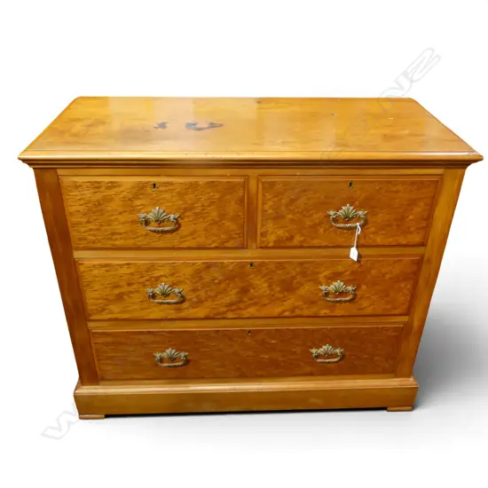 19thC NZ COLONIAL KAURI BURR MOTTLE 4 DRAWER CHEST. W.1100mm. H.930mm.