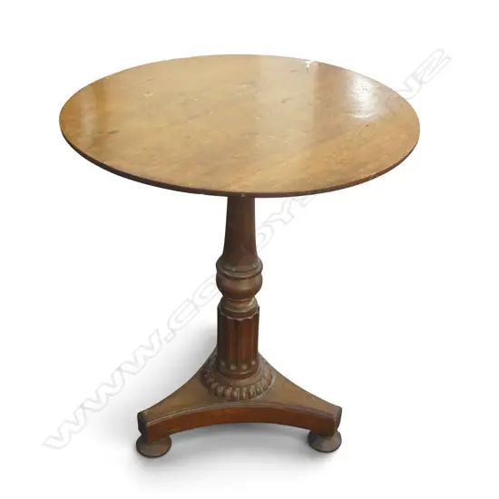 VICTORIAN MAHOGANY TRIPOD BASED WINE TABLE DIA500 H580MM