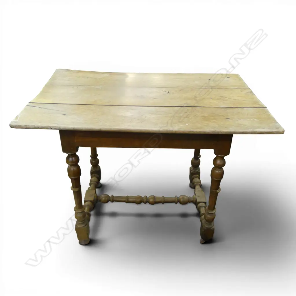 PLANK TOP TABLE faults 670x1000x720mm Image 1++
