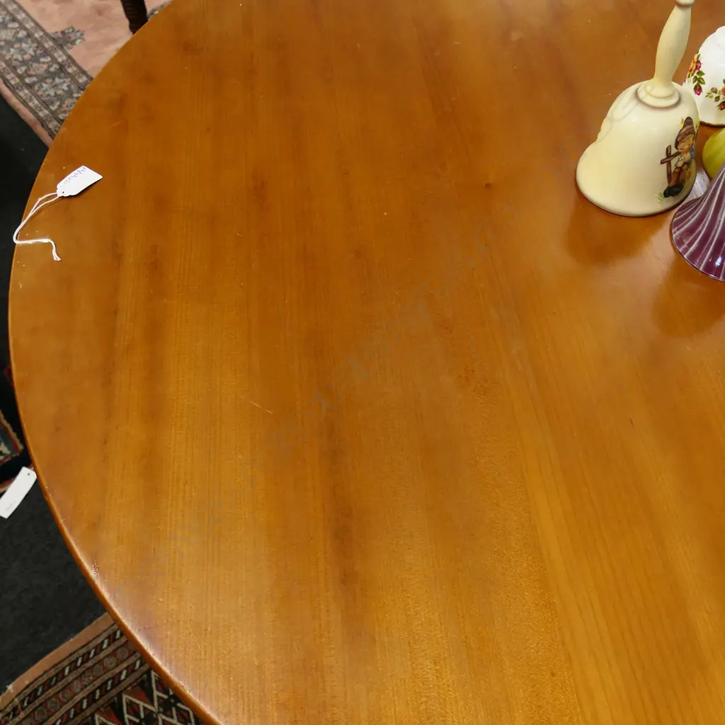 19thC NZ COLONIAL KAURI DINING TABLE ON CASTORS H.730mm. Dia.1040mm. Circular top on substantial column & tripod base Image 1++