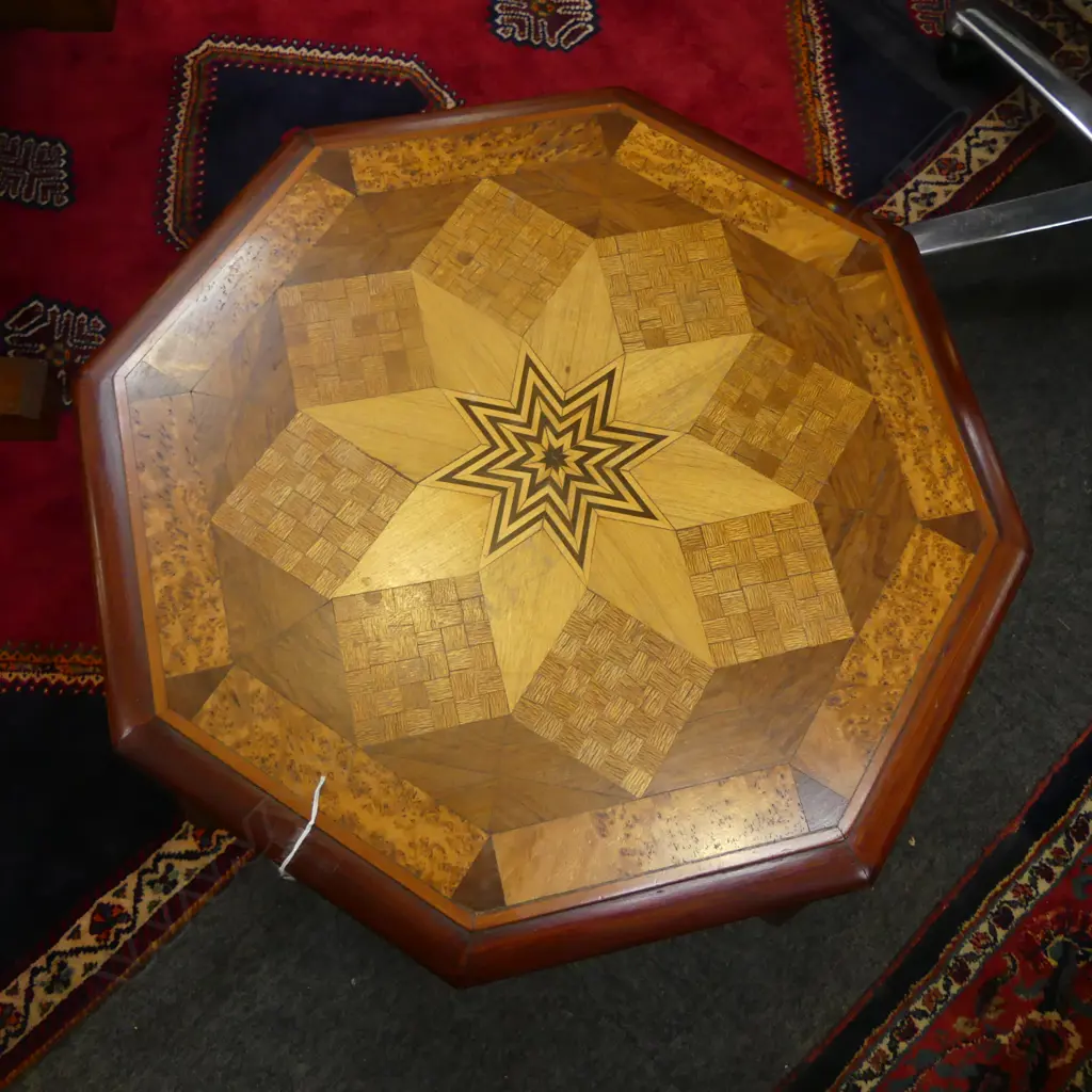 EARLY 20thC NZ OCTAGONAL SIDE TABLE w. NATIVE TIMBER INLAY H.560mm. Dia.510mm. Image 1++