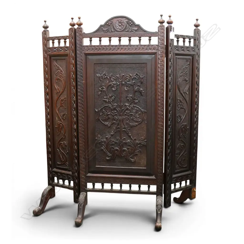 EDWARDIAN CHIP CARVED SCREEN, FOOT MISSING H.1070mm Image 1++
