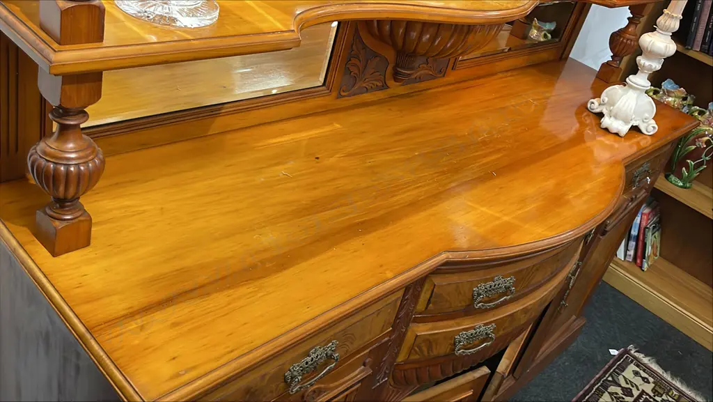 19thC NZ COLONIAL IMPRESSIVE POT BELLIED MIRROR BACK SIDEBOARD - BORER TO PEDIMENT PIECE. 1980 X 630 X 2700mm Image 1++