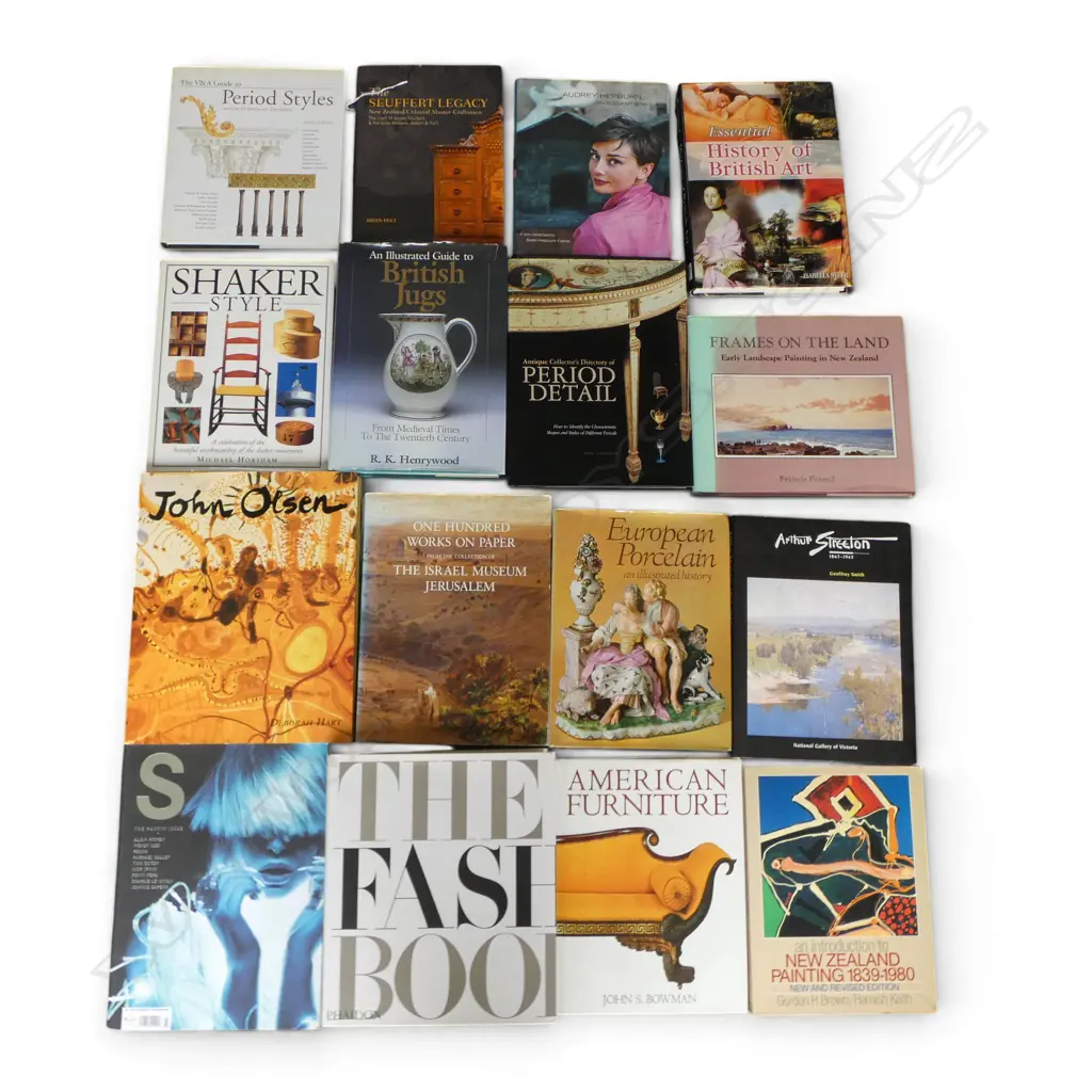 16 BOOKS; ANTIQUES / ART INTEREST Image 1++