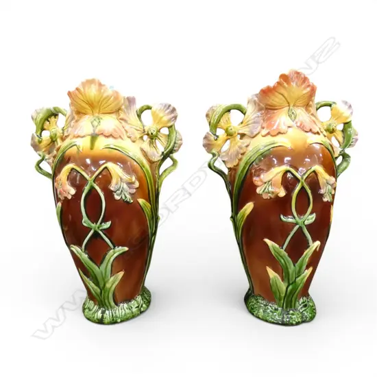 PAIR OF MAJOLICA VASES H.380mm
