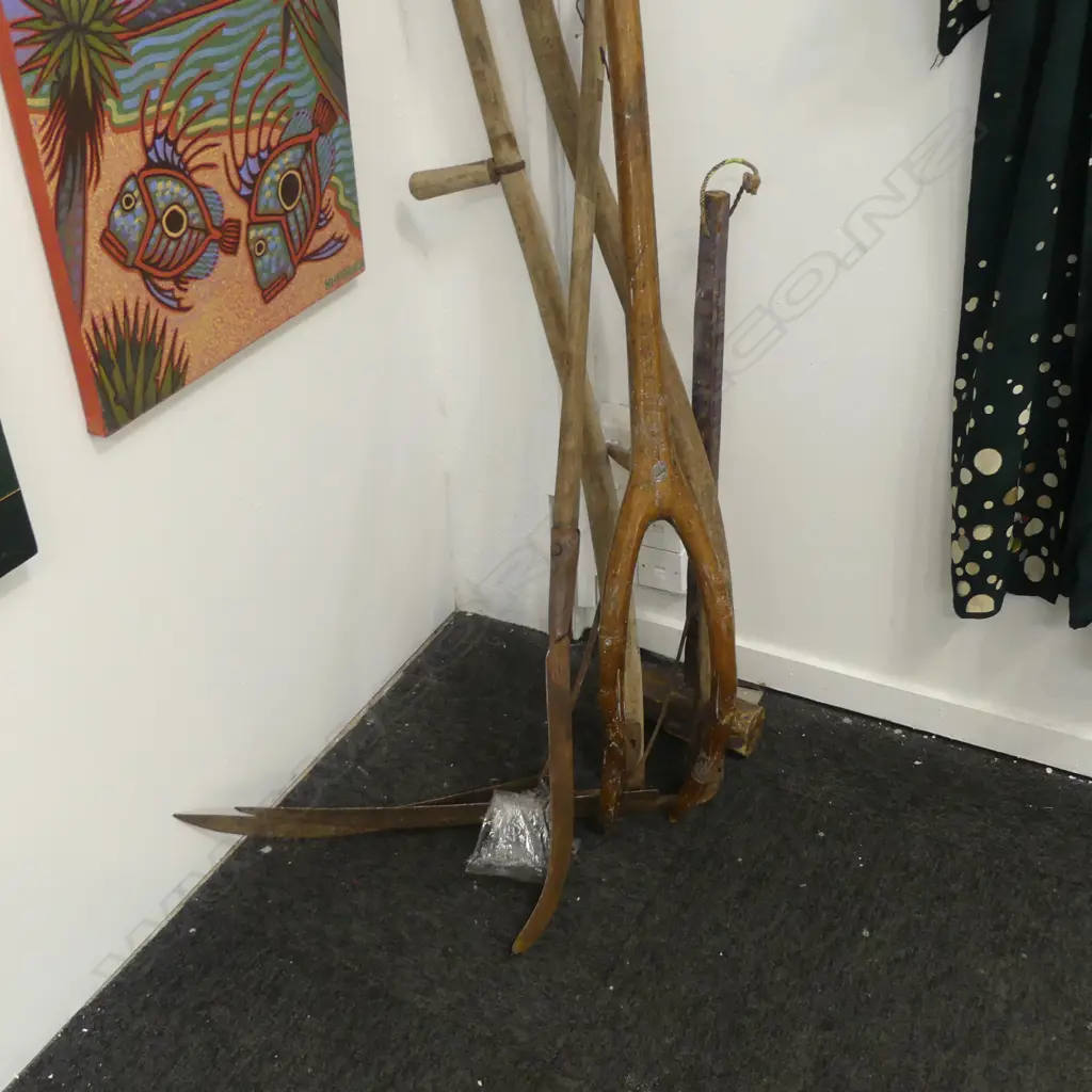 5 VINTAGE FARM TOOLS; 2 SCYTHES, SICKLE, FORK & HAMMER Image 1++