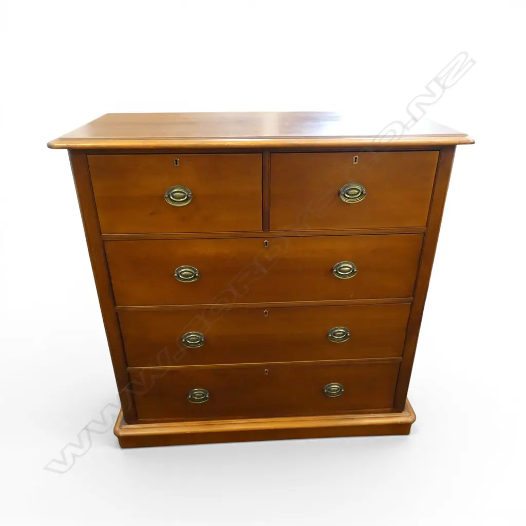 SCOTCH CHEST 1135x480x1130mm Image 1++
