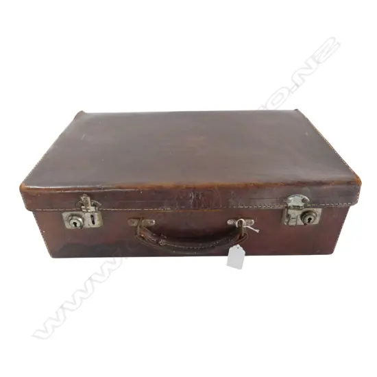 LEATHER BRIEF CASE 450x290x140mm