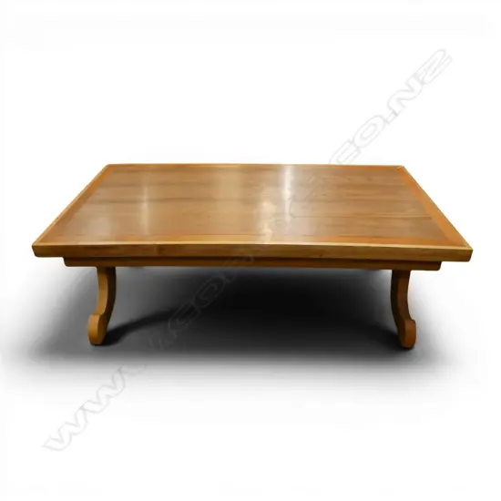 MIXED NZ NATIVE TIMBERS COFFEE TABLE BY NOLAN PAKER EX ESTATE 1160x625x365mm