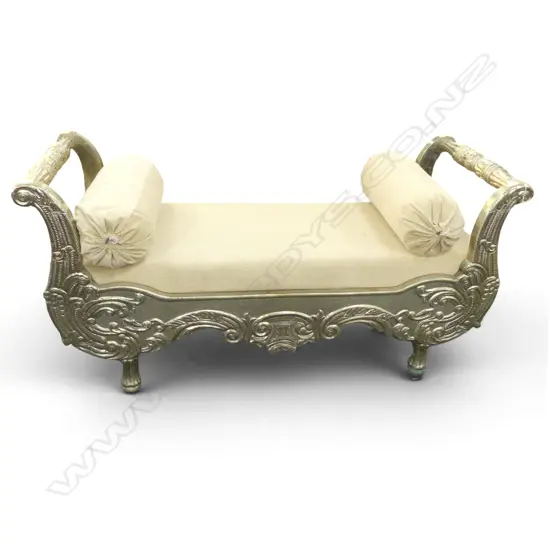 HAMMERED METAL UPHOLSTERED CHAISE L.1550mm