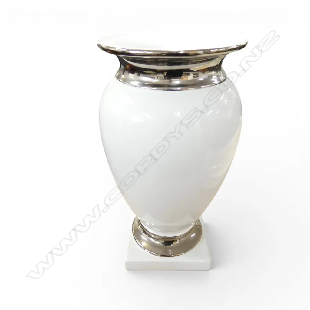 LG ITALIAN WHITE CERAMIC VASE (Decorado Amano) H.420mm Image 1++