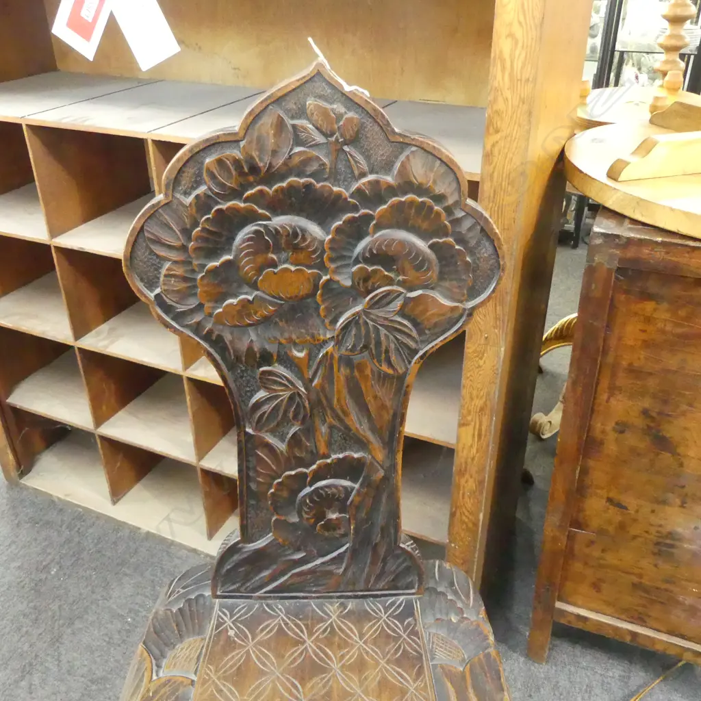 ORIENTAL CARVED  WOODEN CHAIR Image 1++