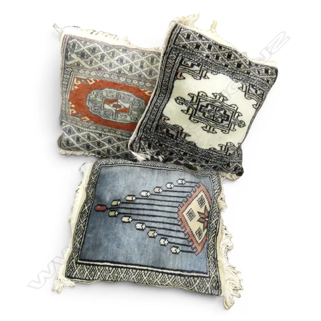 3 SMALL HAND KNOTTED PERSIAN CUSHIONS 300MM SQUARE Image 1++