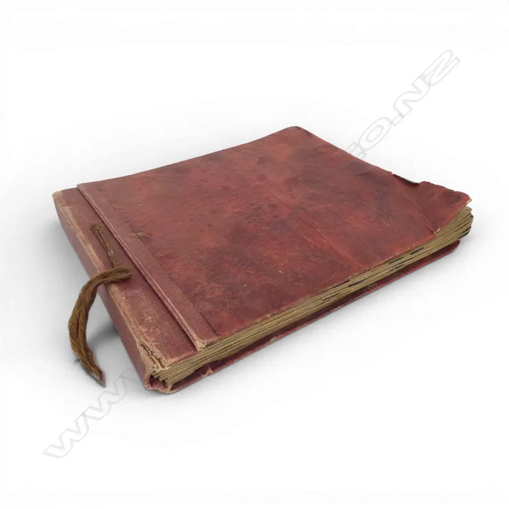 EARLY 20thC PHOTO ALBUM; FARMLIFE, AUCKLAND & TE AROHA etc Image 1++