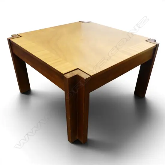 RETRO MAHOGANY COFFEE TABLE 700x700x405mm