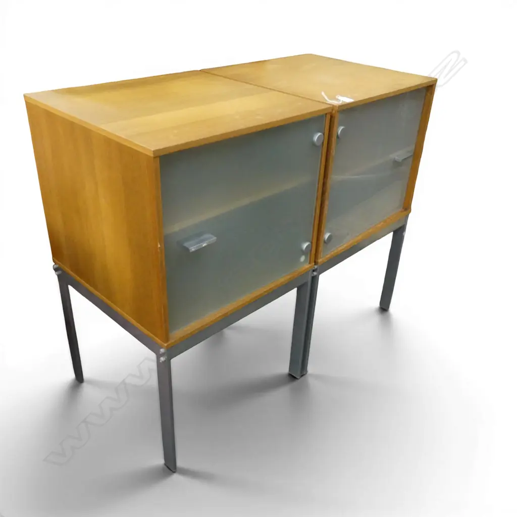 PR BEDSIDE CABINETS 490x475x820mm Image 1++
