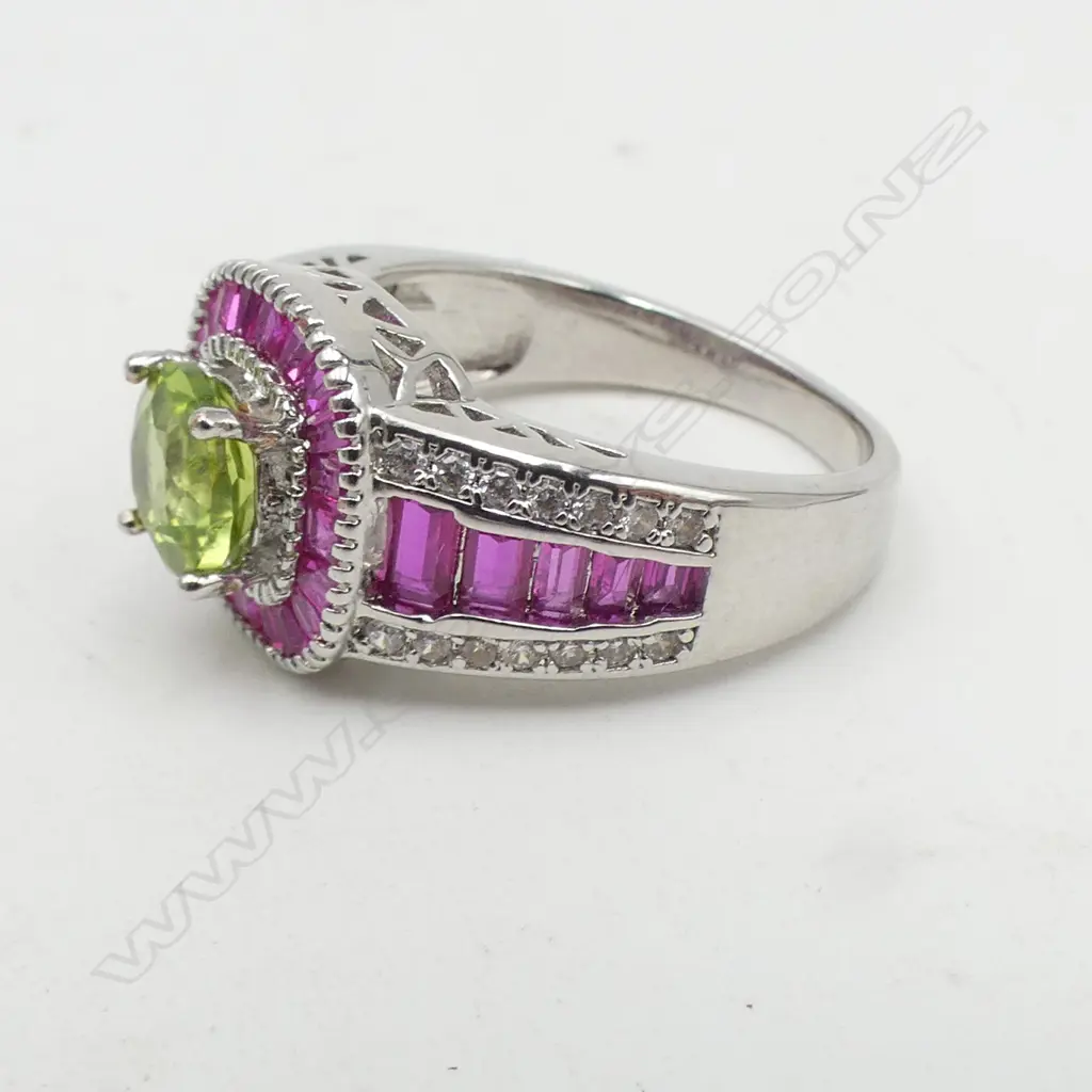 PERIDOT & PINK STONE RING, (AIG CERT for peridot) SIZE P Image 1++