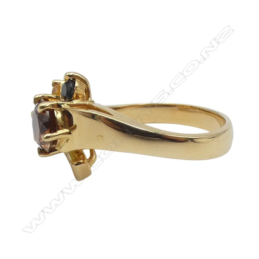 14CT YG TOPAZ  AND SAPPHIRE RING, SIZE O, 7.9gms Image 1++