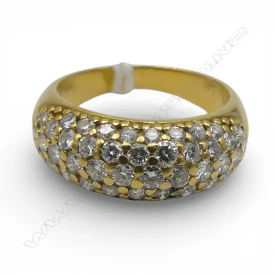 18CT GOLD AND DIAMOND RING 4.43gms (Valuation $7,030) SIZE K
