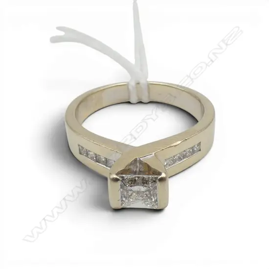 18CT WHITE GOLD DIAMOND RING 0.54ct princess cut  Colour G-H Clarity SI TDW 0.78ct SIZE O