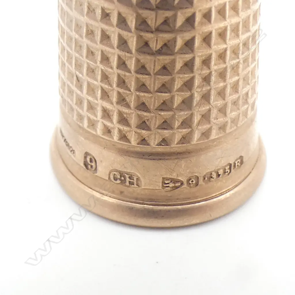 9CT THIMBLE, CHESTER 1942 3.8gms Image 1++