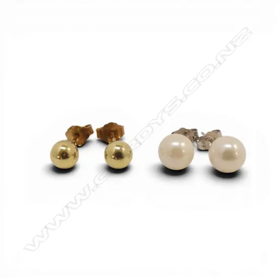 2 14CT PRS EARRINGS; 1.3gms & WG PEARL 1.5gms