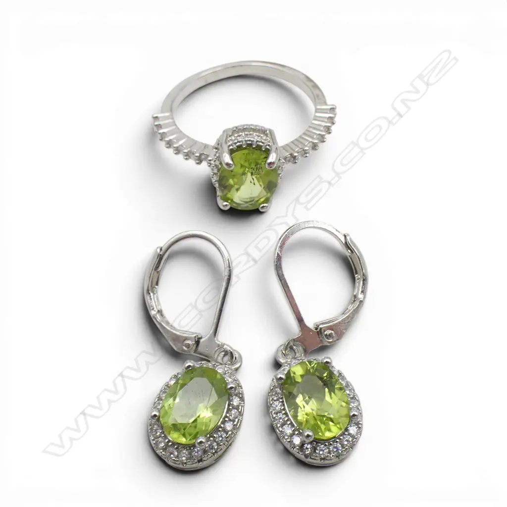 PERIDOT RING & EARRING SET Image 1++