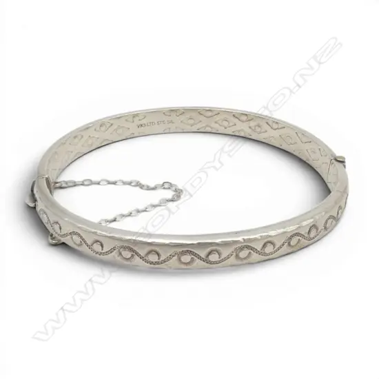 STG SILVER BANGLE 9.5gms